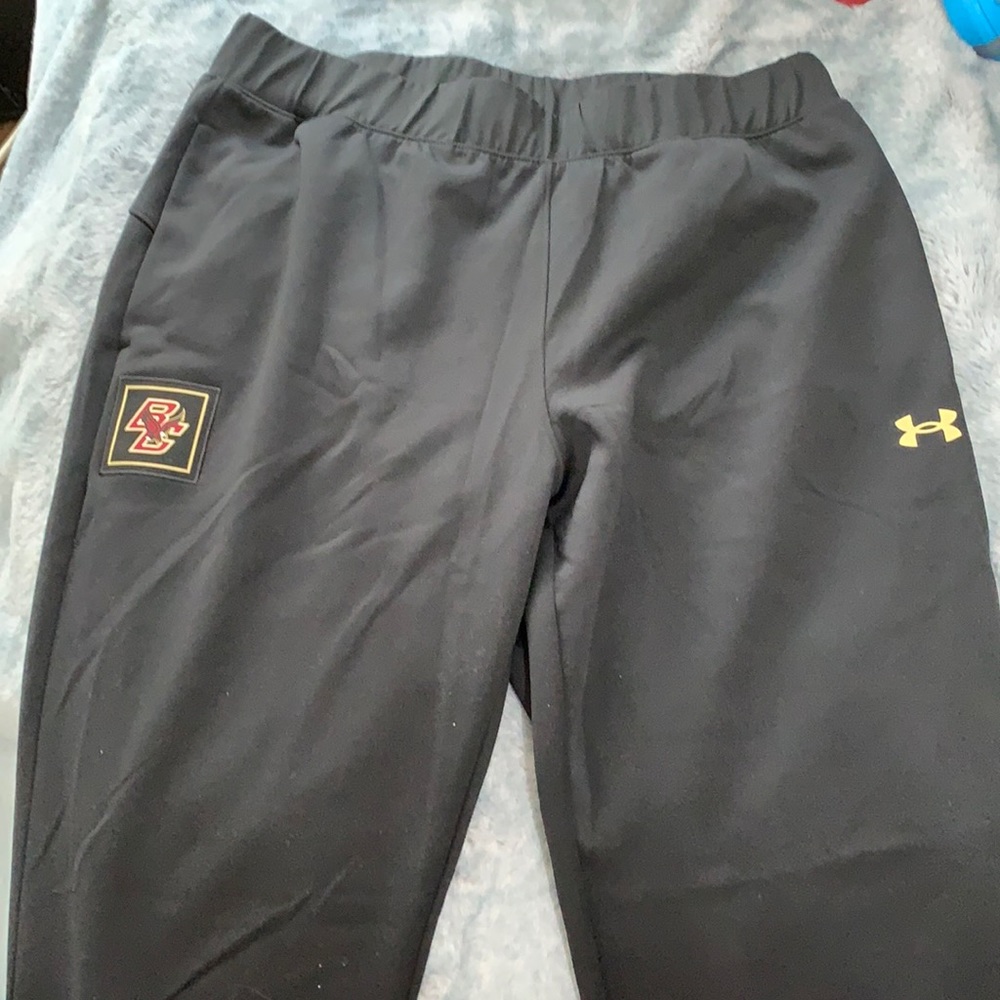 boston college travel pants